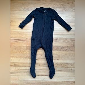Primary footie pajamas 9-12m